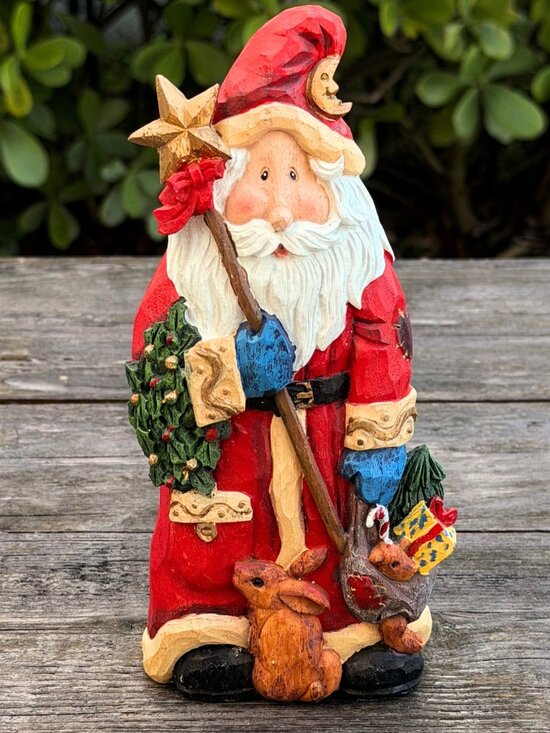 Vintage Primitive Folk Art SANTA Figure Resin Carved Wood Look Bunny Gift Sack - Picture 1 of 8
